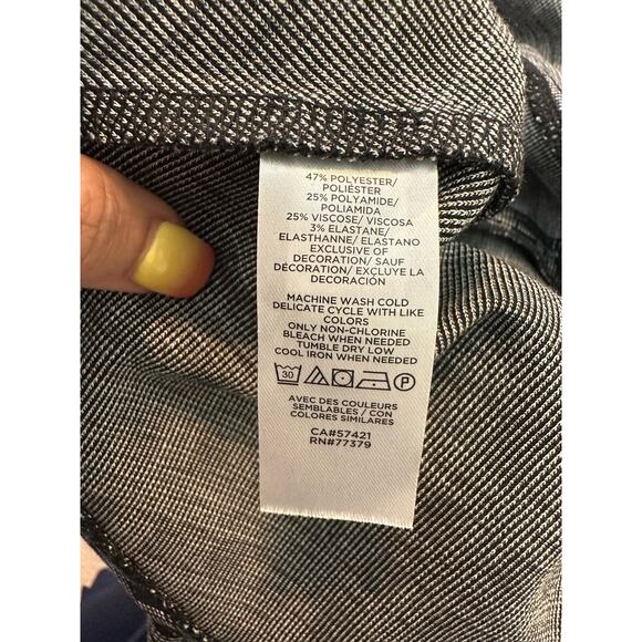 Ann Taylor black ponte knit long sleeves peplum blouse size SP - Picture 4 of 11